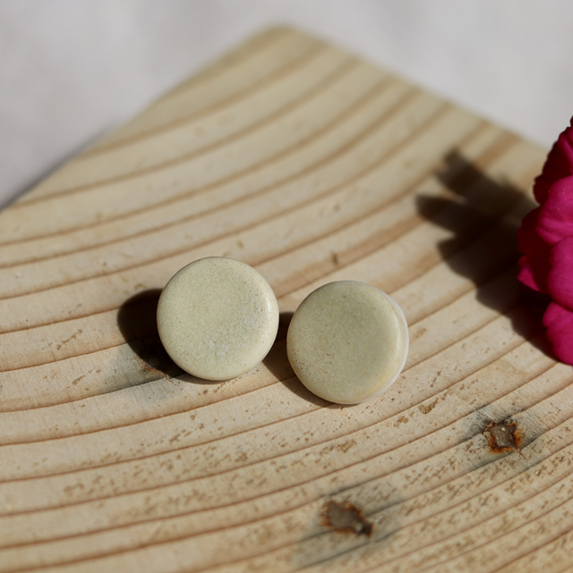 Boucles d'oreilles en porcelaine - puces