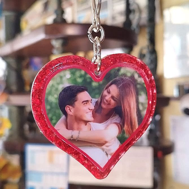 CRISTALLO CHIMICO  (RESINA) CIONDOLO CUORE  - H 7 CM X L7 CM