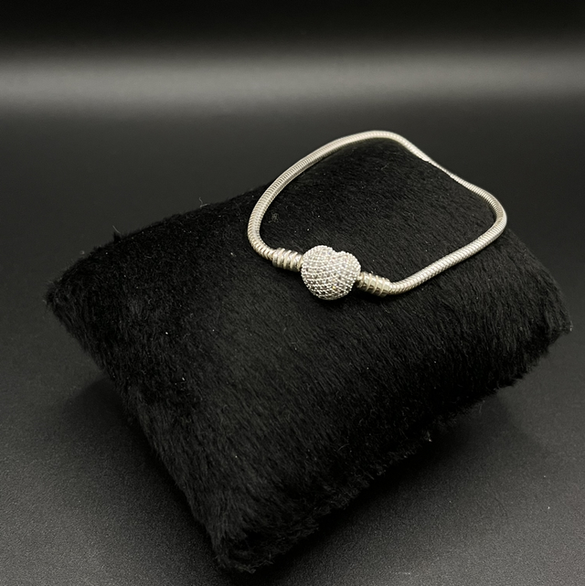 Pandora coração cravejada