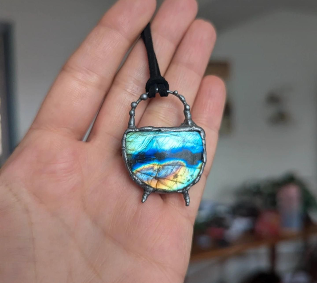 Labradorite cauldron 