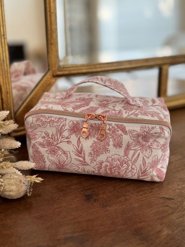 Trousse make-up ouverture à plat