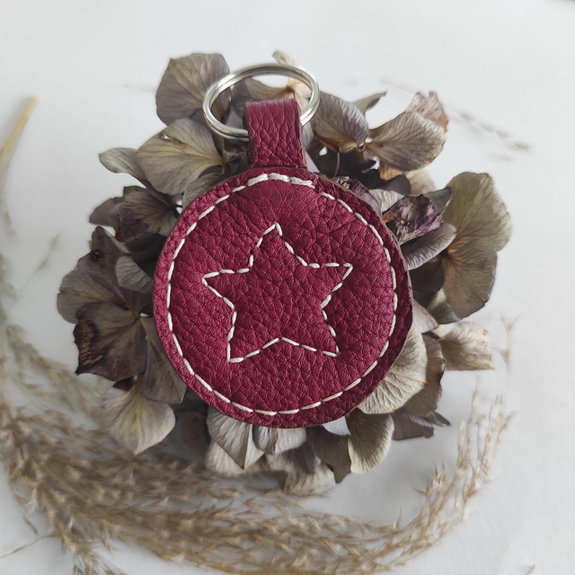 Porte clés Étoile en cuir 