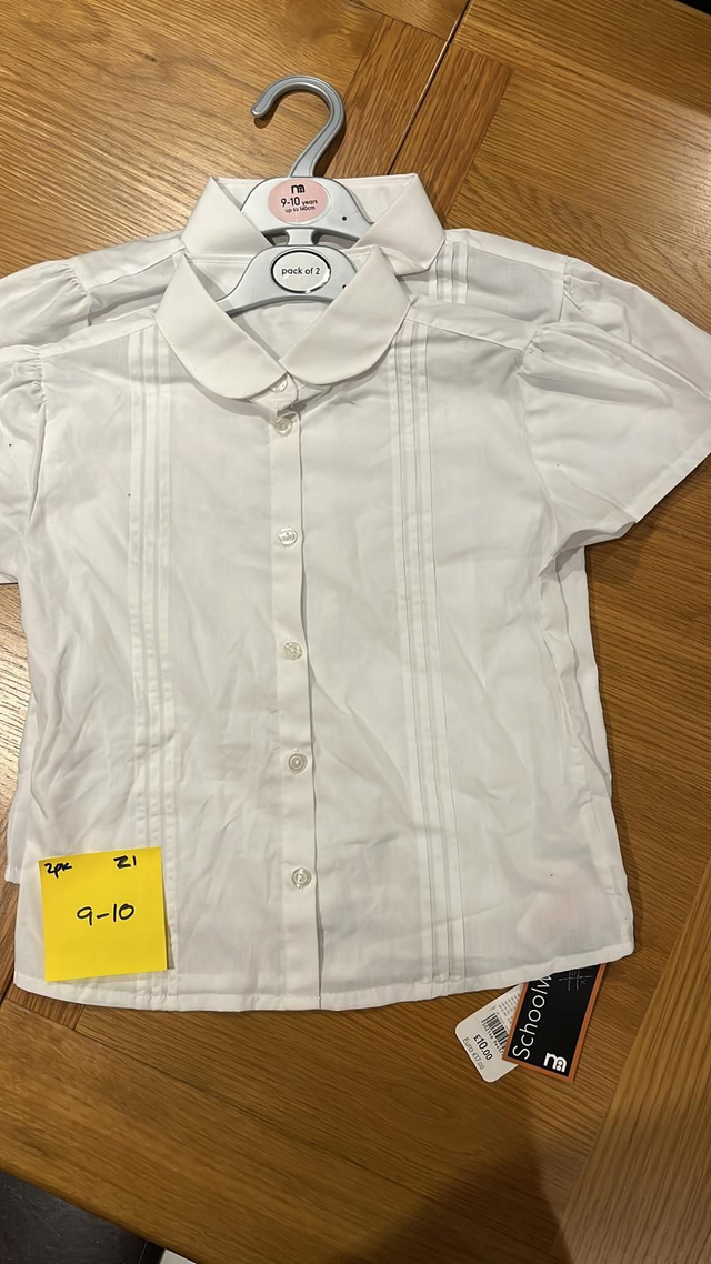 NEW Girls Blouses (2pk) Age 9-10 (Z1)