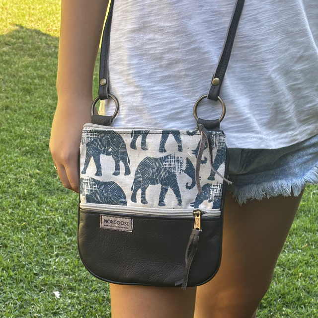 Kiki Leather Elephant Blue/Natural