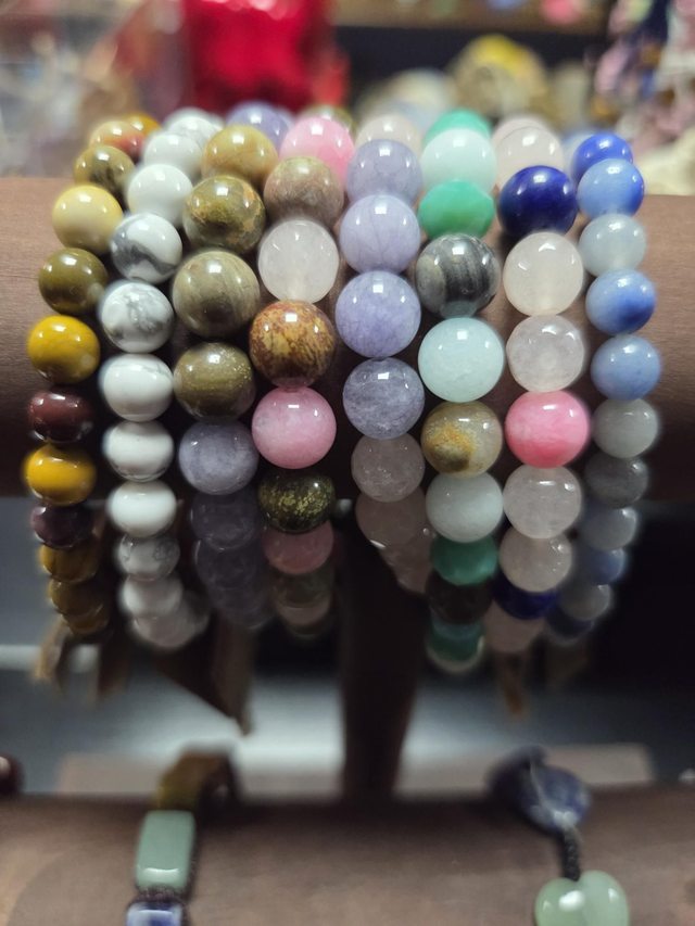 Gemstone manifest. Bracelet 