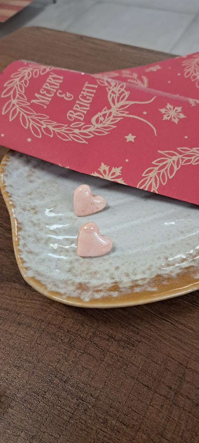 Boucles d'oreilles rose pâle coeur