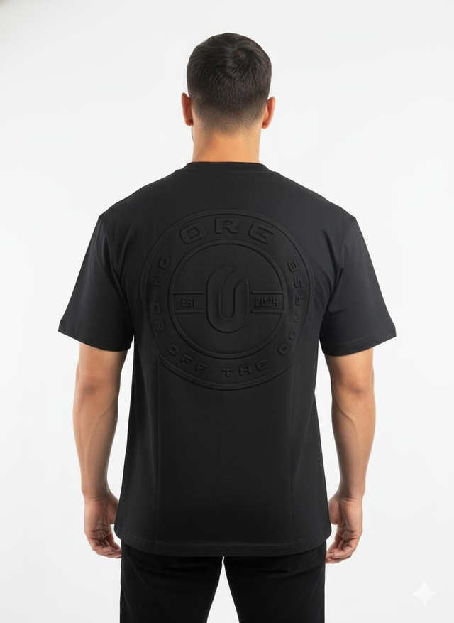 EMBOSSED ROUND NECK TEE