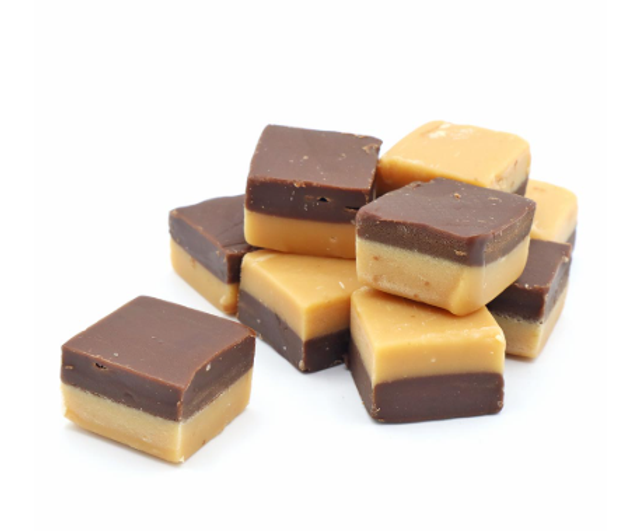500g Vanilla and Chocolate Fudge