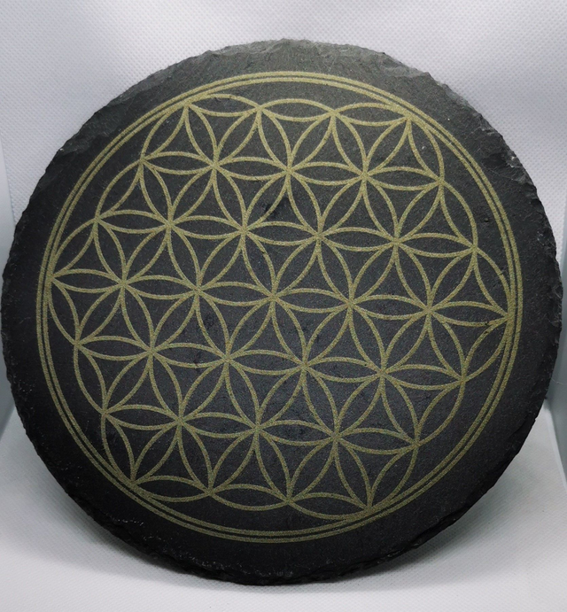 Fleur de vie sur ardoise