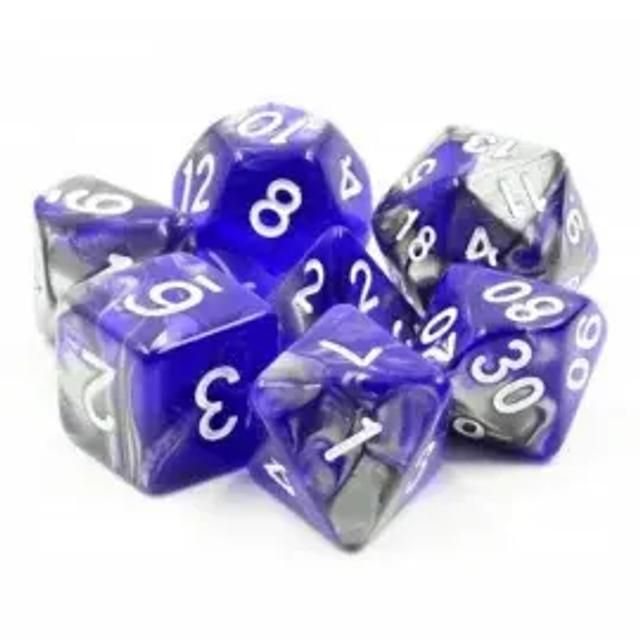 Lot 7 Dés en boîte – Cold Iron