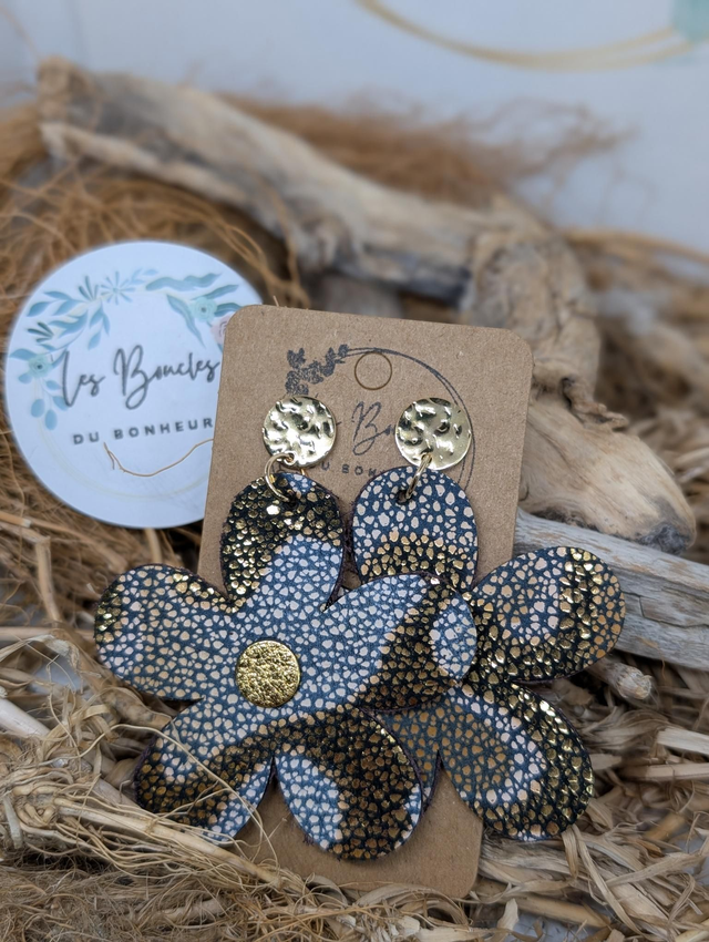 Boucles d'oreilles Marguerite bronze doré m1106