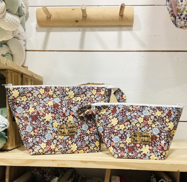 Trousse transformable en panière fleuri foncé 