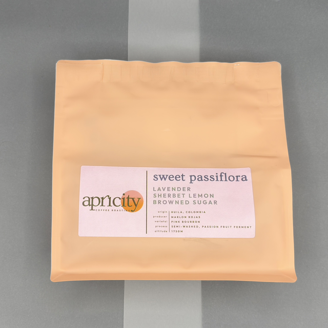 Sweet Passiflora by apricity 