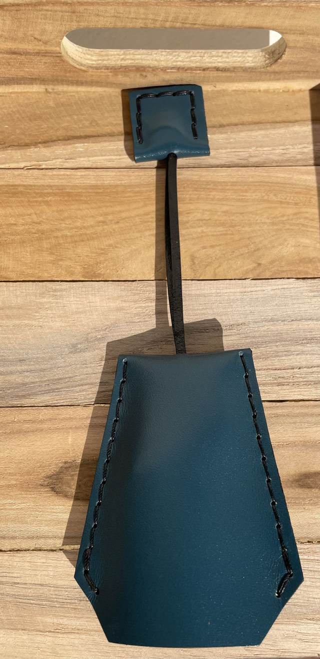 Cloche à clefs bleu canard