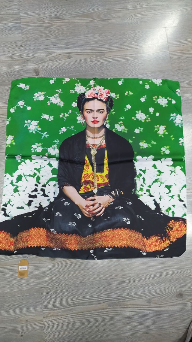 Foulard quadrato Frida Kahlo verde