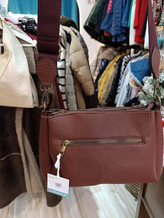 Bolso bandolera adorno fleco