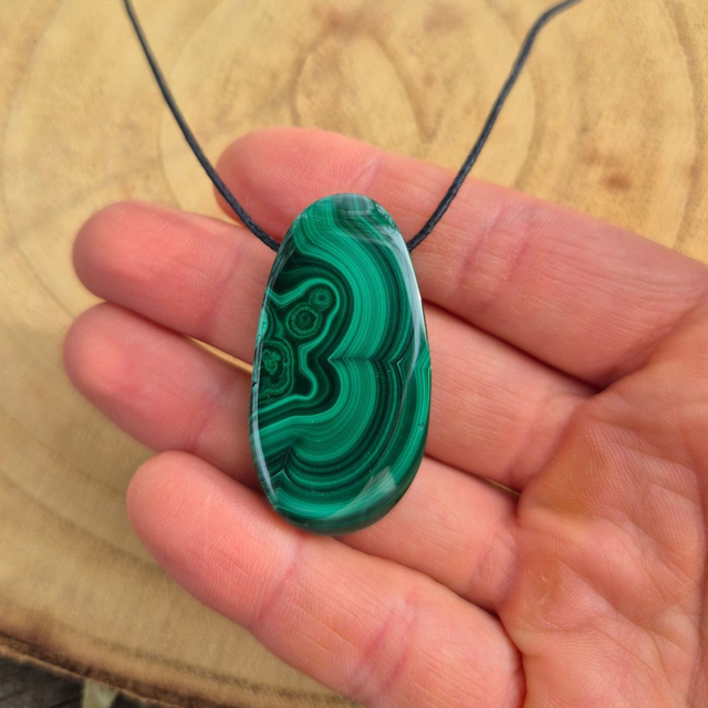 Collier Malachite pierre plate