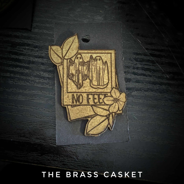 No Feet Pin Badge