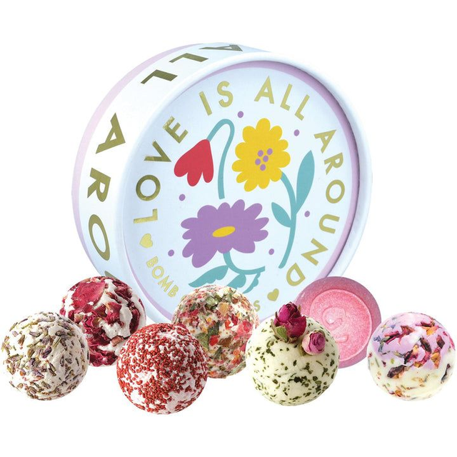 Love is All Around Creamer Gift Pack