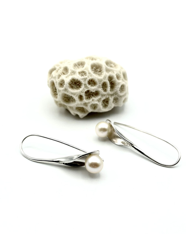 Boucles d’oreilles « Arum » longues