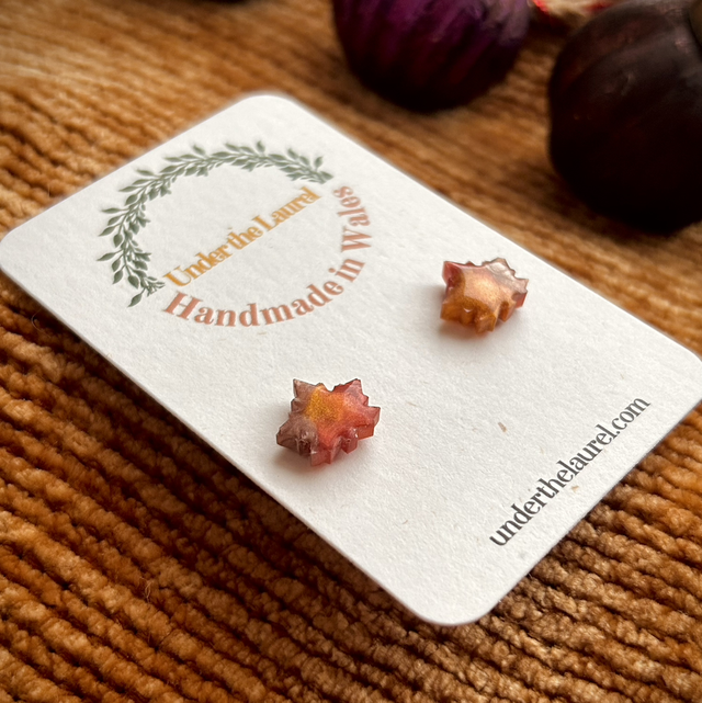 Maple Leaf Studs - Style 6 