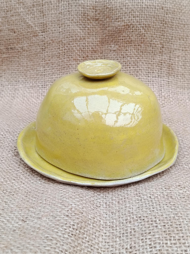 Butter dish