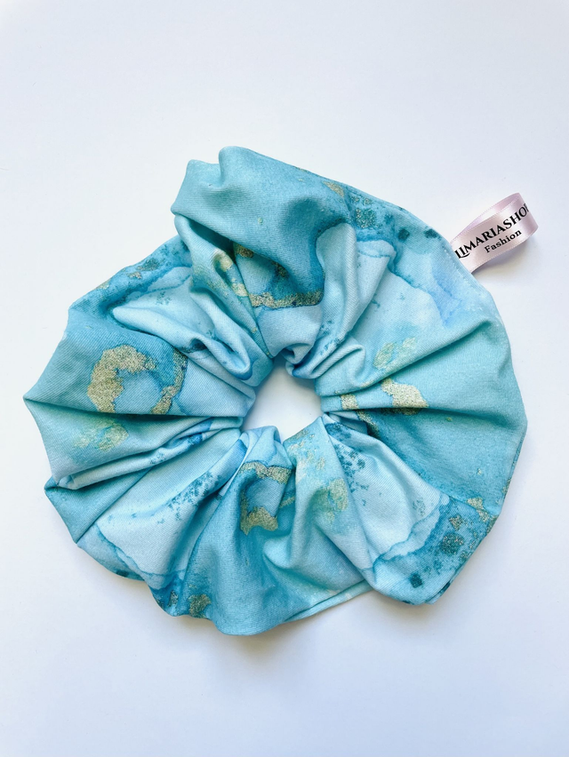Blau goldener Scrunchie