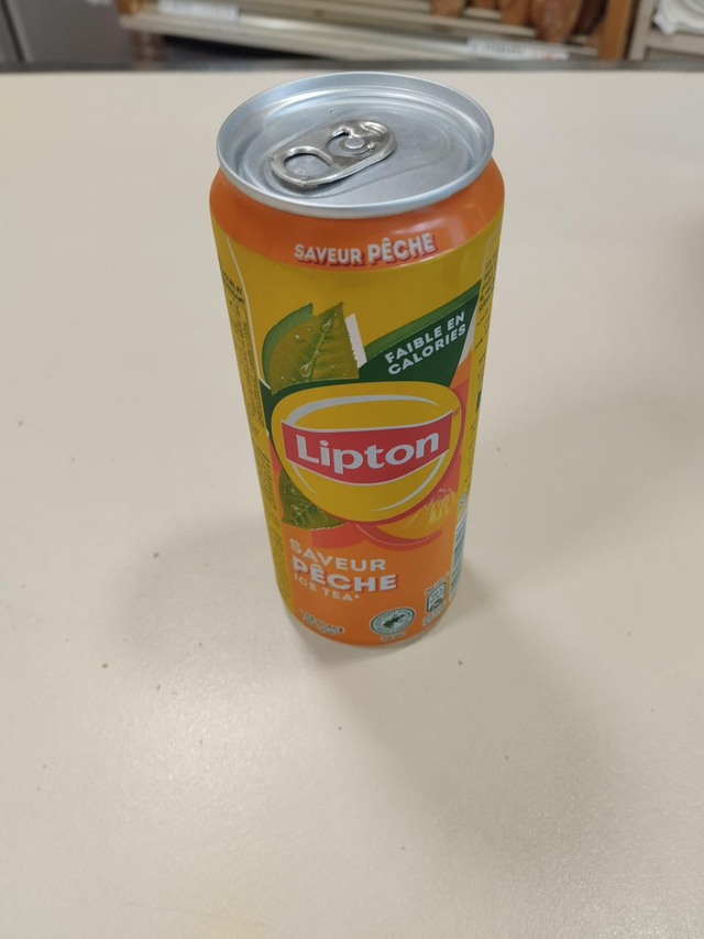 Lipton pêche 