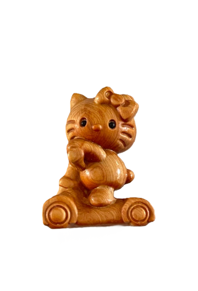 Echtholzfigur Hello Kitty handgeschnitzt
