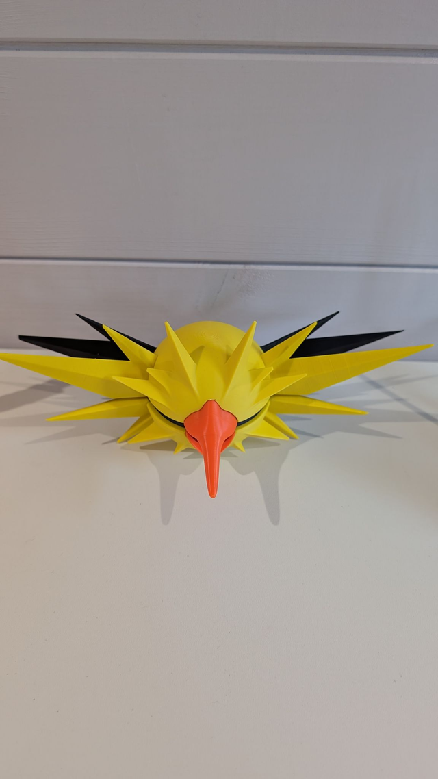 Zapdos Pokeball