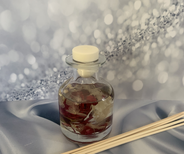 Botanical Reed Diffuser 120ml - Rhubarb &amp; Rose