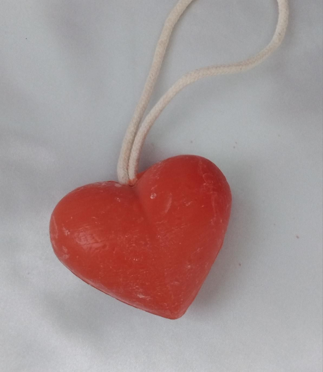 Gros Cœur/Pomme d'amour (1)