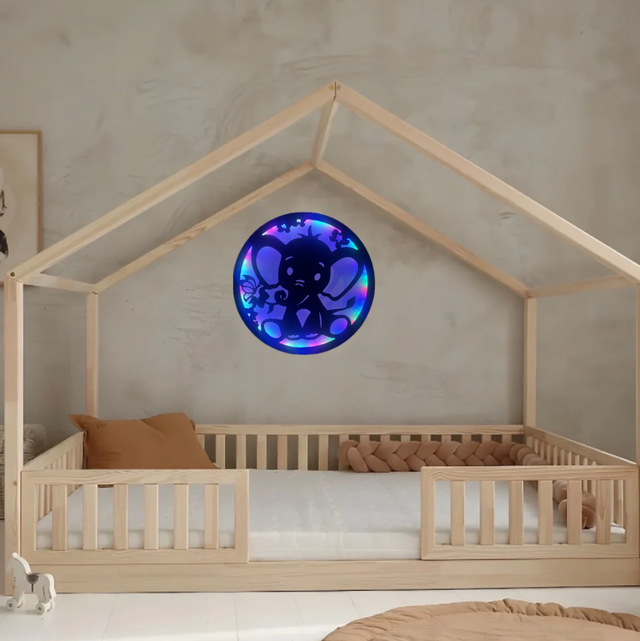 Tableau lumineux Éléphanteau en bois recyclé – Décoration murale LED upcycling 