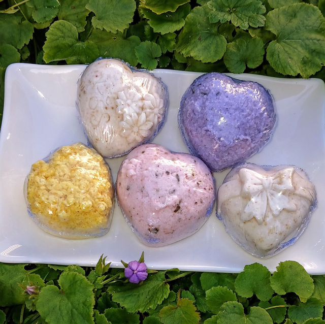 Goat Milk Bath Bomb