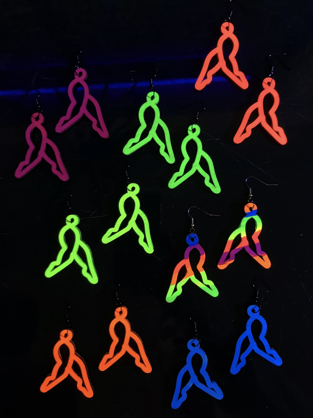 Earrings UV light Lasercut Dancer Legs