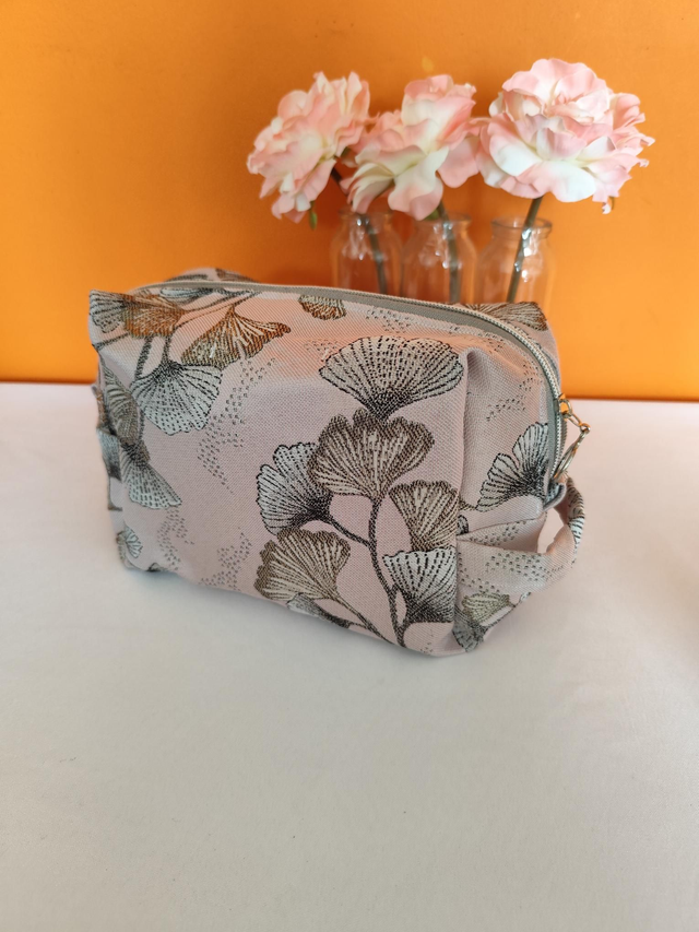 Trousse de toilette brocard