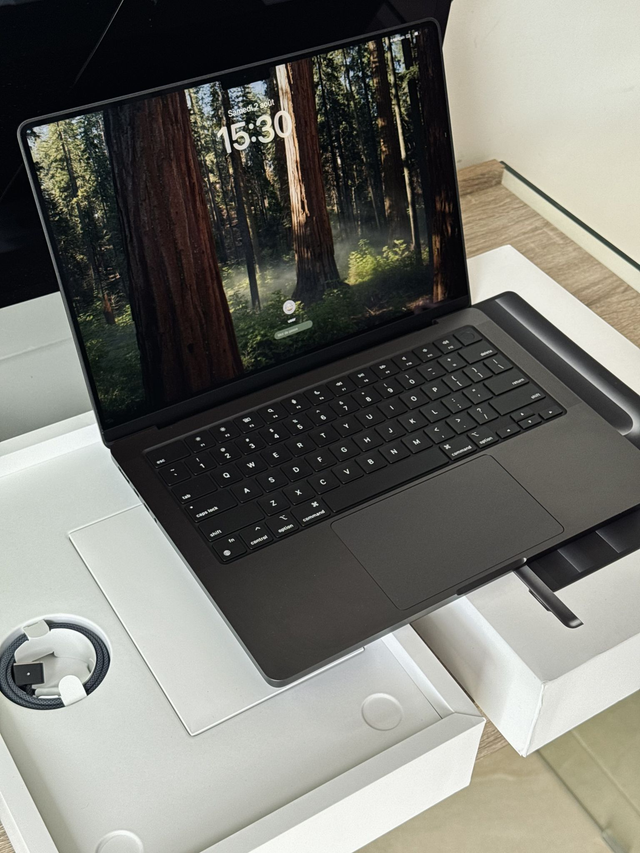 Macbook Pro 14 M3 Pro 36 Go 1To Applecare 2028