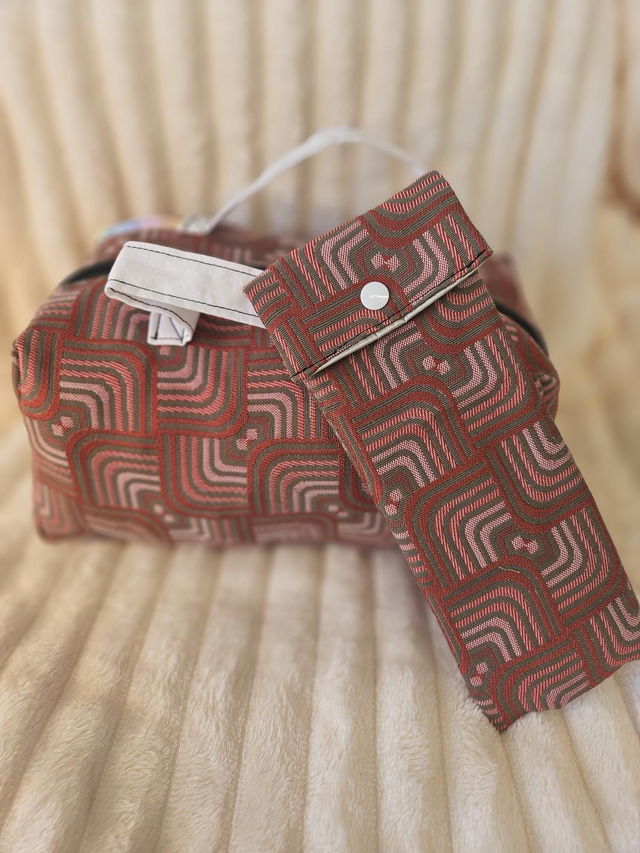 Belle trousse et Range brosse à dents "ambre marron"