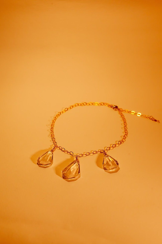 ARGIA Collier