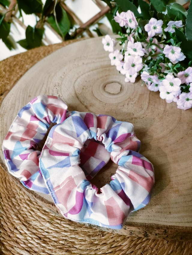 Chouchou géométrique rose 