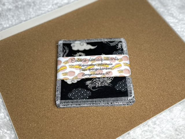 Carrés démaquillants DRAGONS