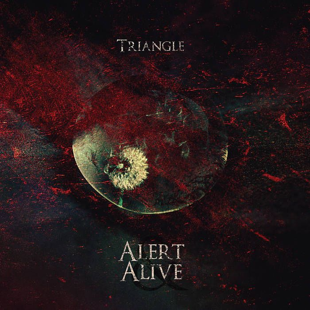 Triangle - Alert &amp; Alive [CD]/IDE