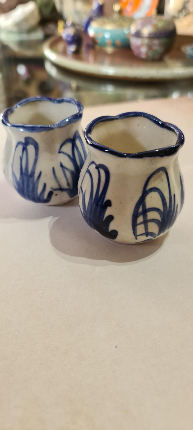 Deux petits pots porcelaine Asie