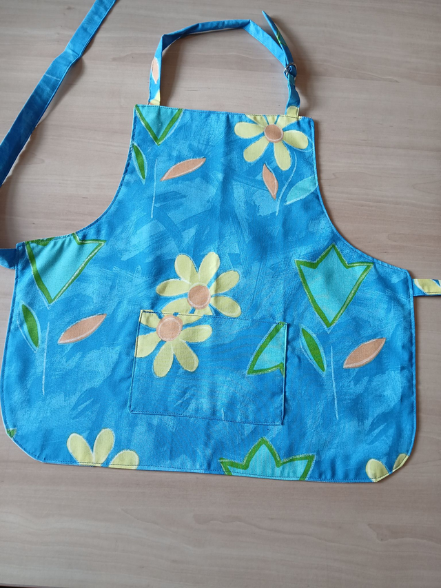 Child&#039;s Blue Floral Apron: Daisies &amp; Tulips, Fully Lined with Pocket.