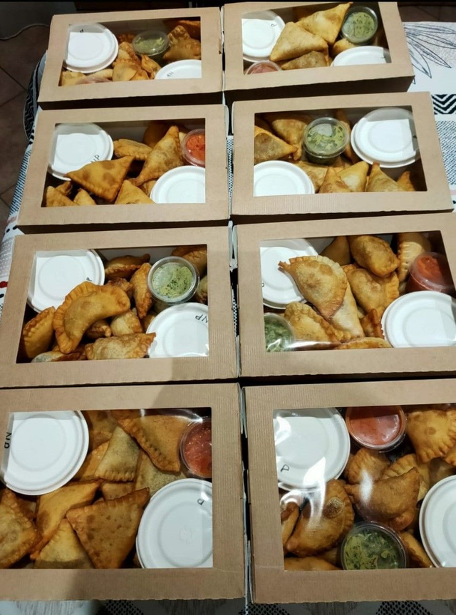 Pastels Office Boxes ( 5 pers.  min)