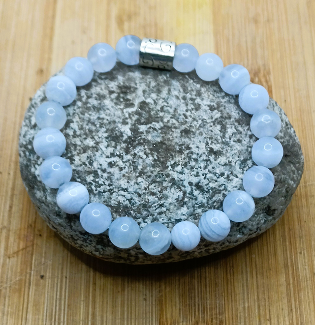 BRACELET EN CALCEDOINE BLEU