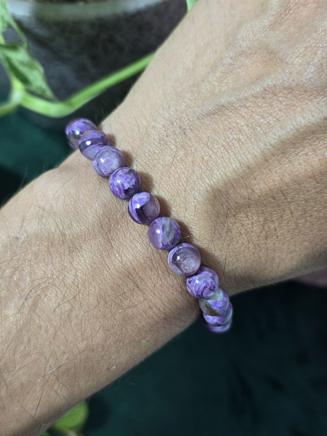 Bracelet Charoïte sur Quartz, perles de 8mm (Qualité AA+)
