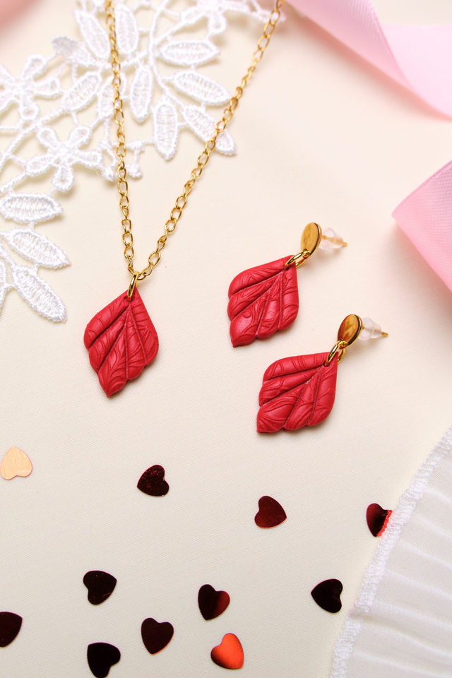 Set rojo floral