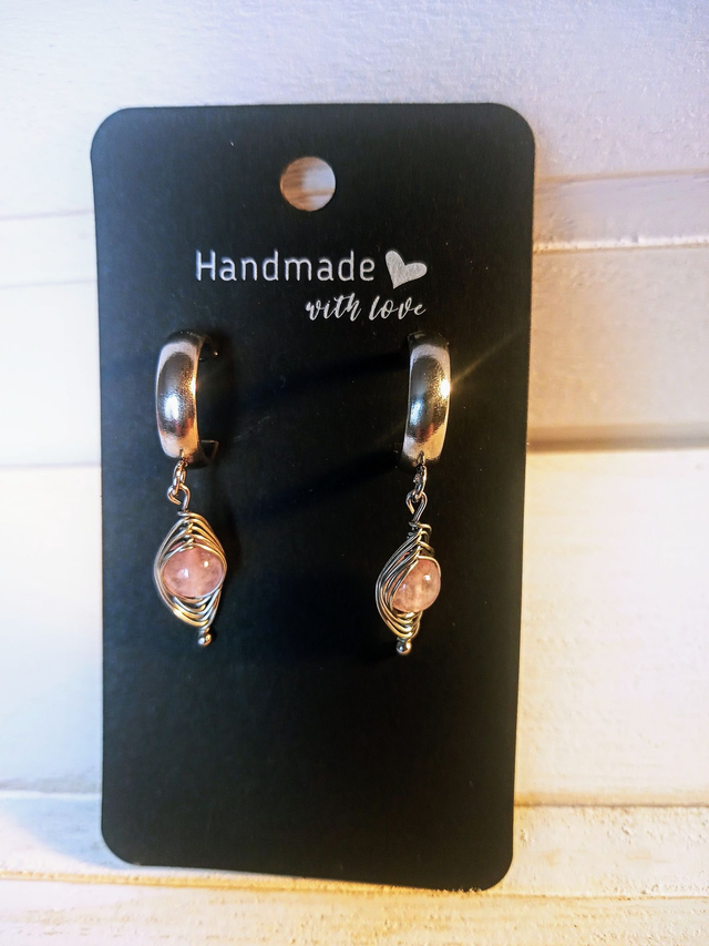 Ohrringe mit Rosenquarz in Flechtmuster Edelstahl