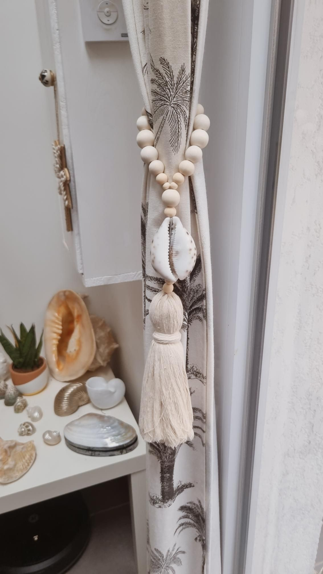 Embrasse tigris - pompon beige